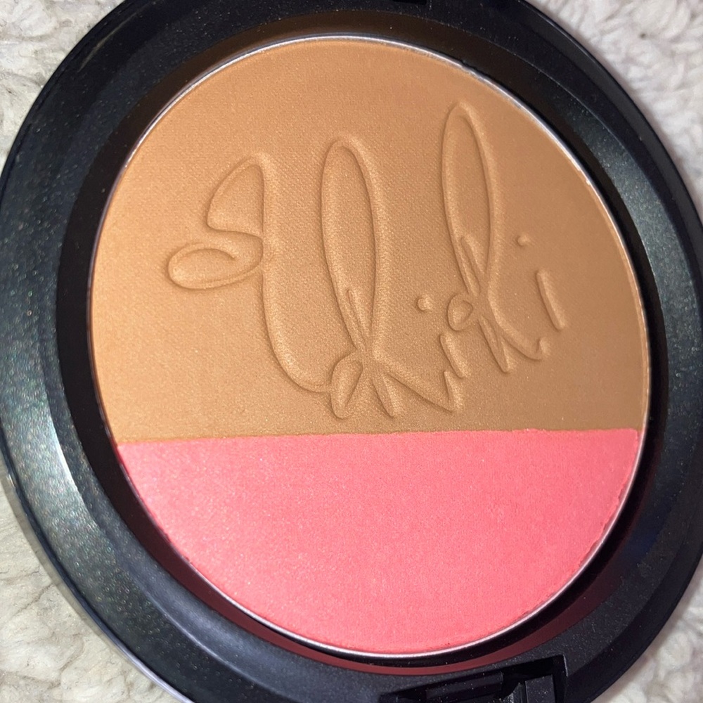MAC X RiRi - Picture 3 of 7
